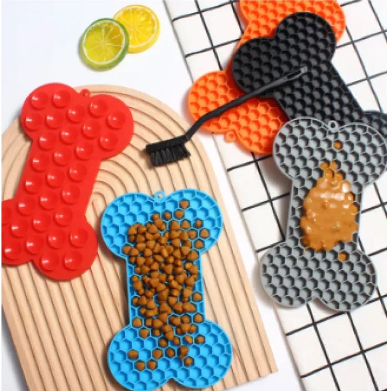LickLab™ Calming Slow-Feed Lick Mat
